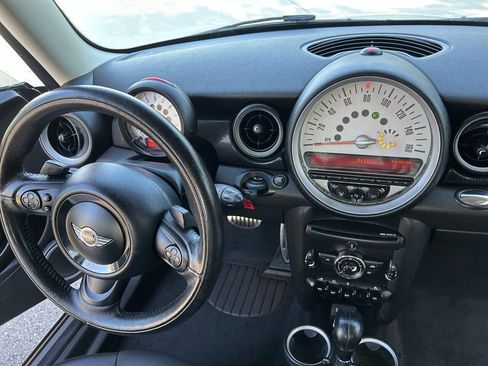 Used 2013 MINI Cooper S image 16