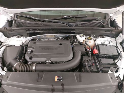 Used 2022 Buick Envision Essence w/ Technology Package II image 32