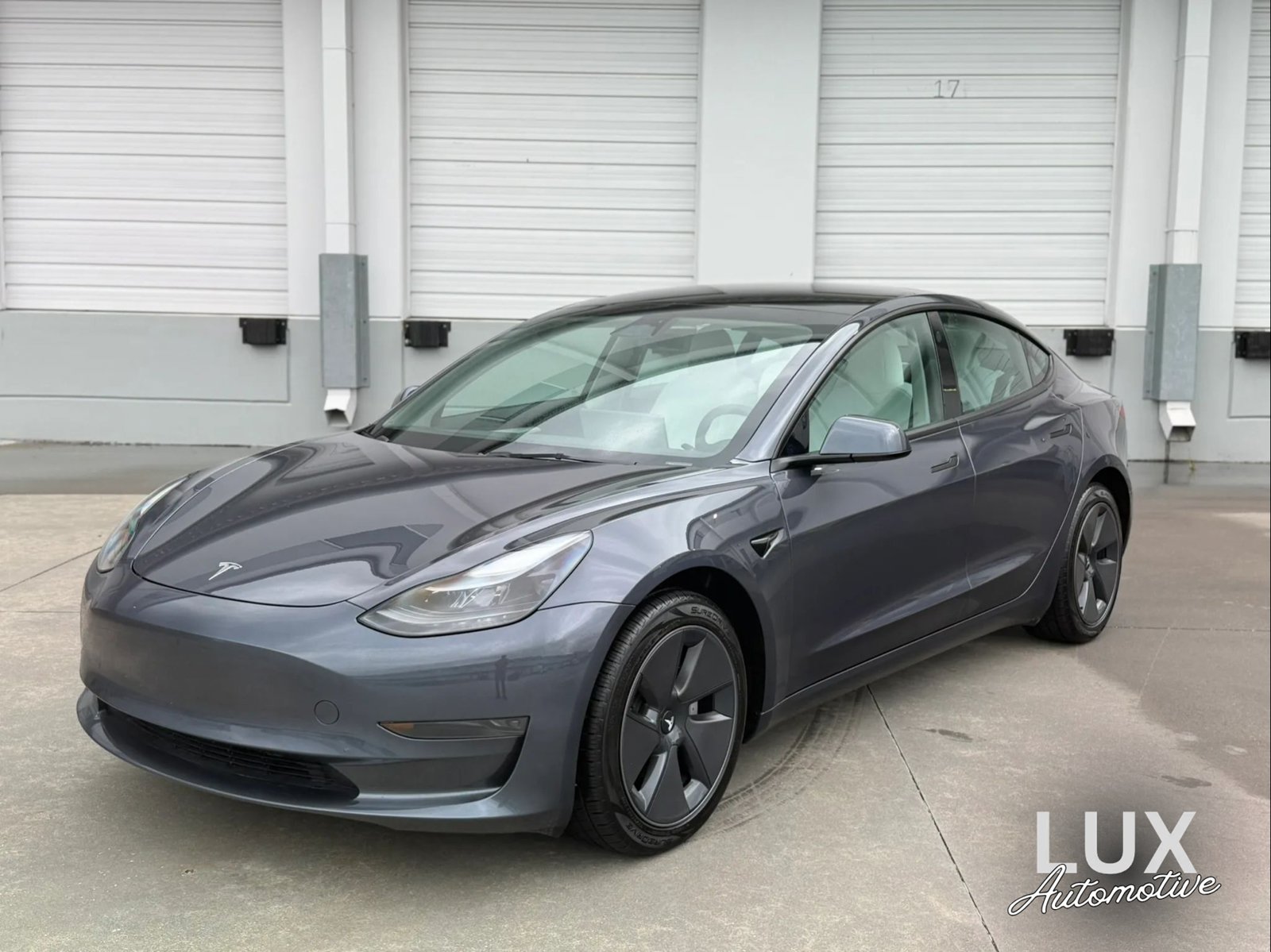 Used 2023 Tesla Model 3 Standard Range RWD image 1