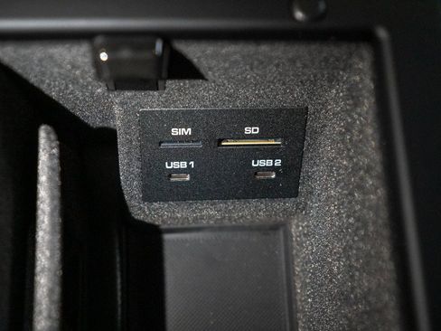 New 2026 Porsche Macan image 31