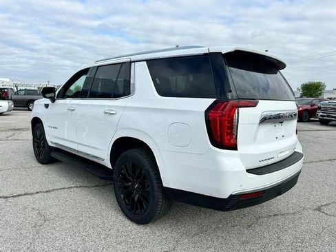 Certified 2023 GMC Yukon SLT AWD/4WD image 3