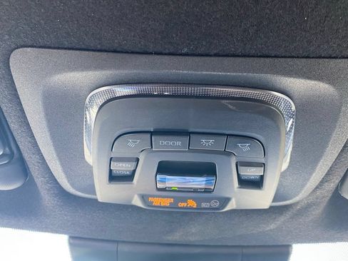 Used 2026 Toyota Corolla Cross XLE w/ Convenience Package FWD image 26