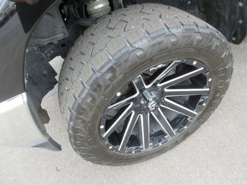 Used 2020 RAM 1500 Laramie w/ Trailer Tow Group AWD/4WD image 14