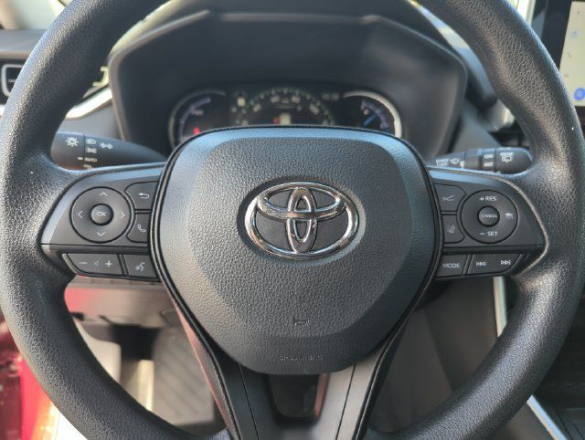 Used 2025 Toyota RAV4 XLE w/ Convenience Package AWD/4WD image 44