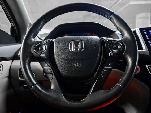 Used 2017 Honda Pilot Elite image 25