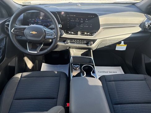 New 2026 Chevrolet Equinox LT w/ LPO, Floor Liner Package image 23