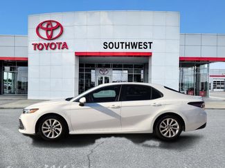 Used 2022 Toyota Camry LE video 3