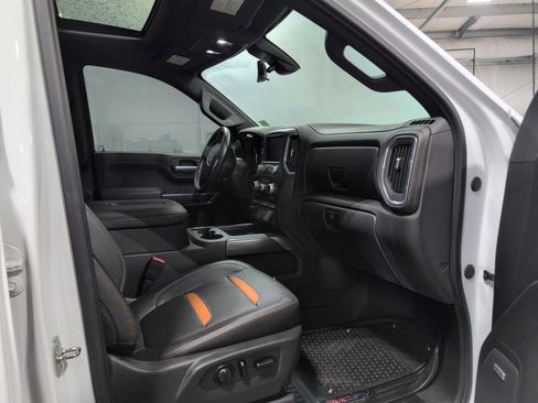 Used 2021 GMC Sierra 1500 AT4 w/ AT4 Value Package image 13