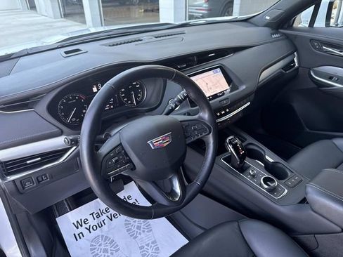 Used 2023 Cadillac XT4 Premium Luxury w/ Enhanced Visibility Package AWD/4WD image 19