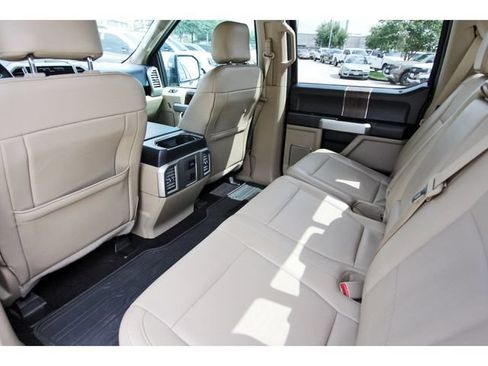 Used 2016 Ford F150 Lariat AWD/4WD image 11