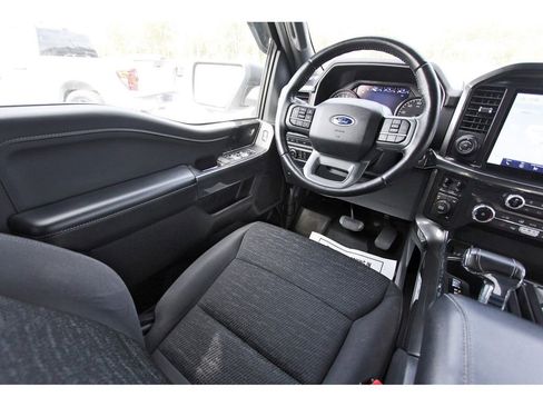 Certified 2022 Ford F150 XLT w/ Equipment Group 302A High image 10