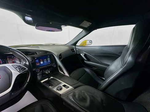 Used 2016 Chevrolet Corvette Stingray Coupe RWD image 23