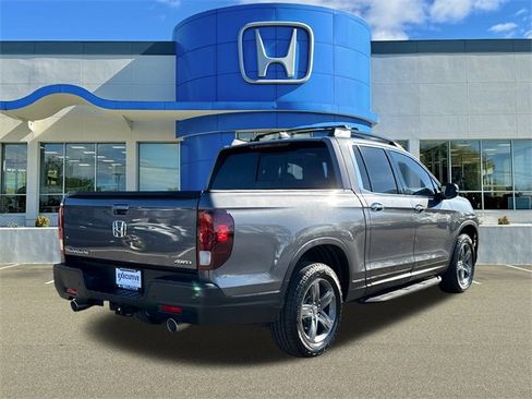 Used 2023 Honda Ridgeline RTL-E image 2