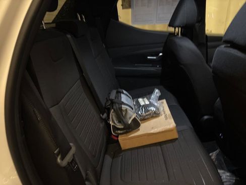 New 2026 Hyundai Santa Cruz SE image 14