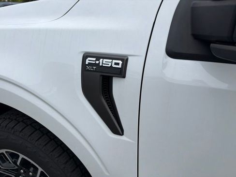 Used 2022 Ford F150 XLT w/ Equipment Group 302A High AWD/4WD image 8