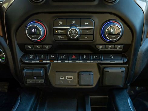 Used 2023 Chevrolet Silverado 3500 High Country w/ Z71 Off-Road Package image 23