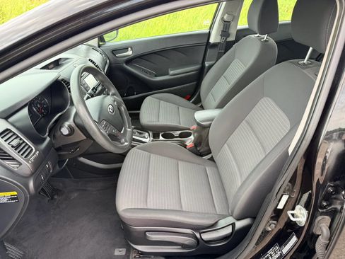 Used 2017 Kia Forte LX w/ LX Popular Package FWD image 16