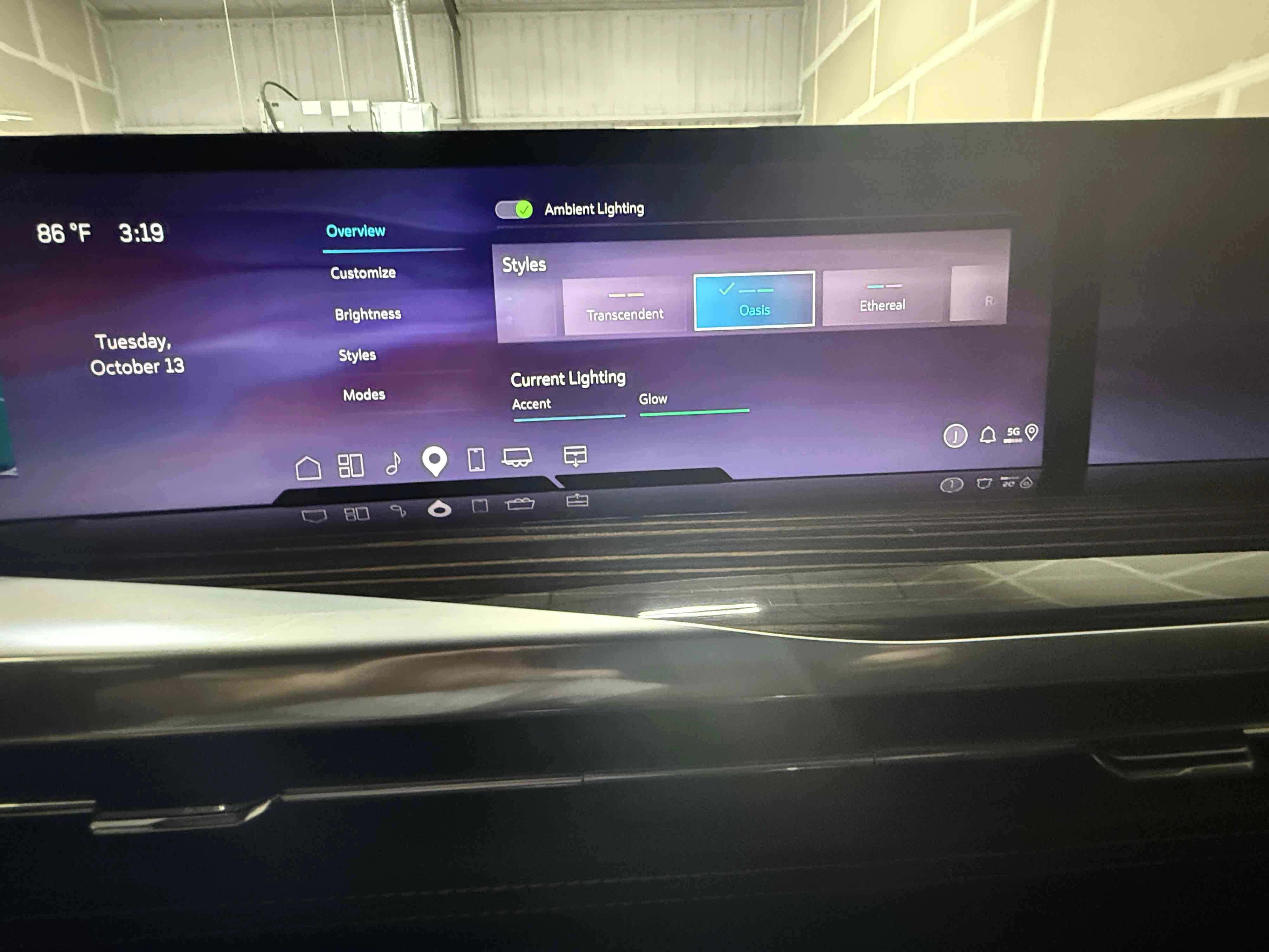 Used 2025 Cadillac Escalade Premium Luxury AWD/4WD image 94