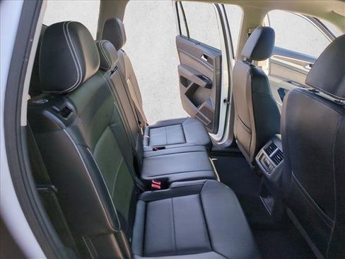 Used 2023 Volkswagen Atlas SE w/ Panoramic Sunroof Package image 23