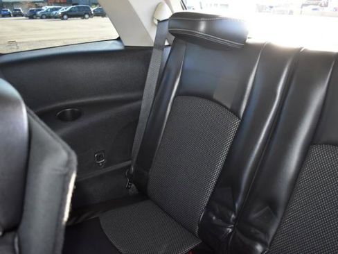 Used 2015 Dodge Journey Crossroad w/ Flexible Seating Group image 28