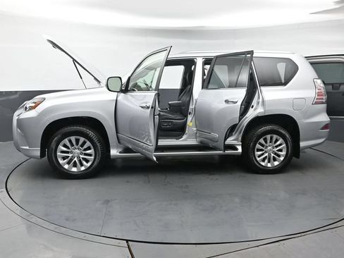 Used 2019 Lexus GX 460 Premium AWD/4WD image 55