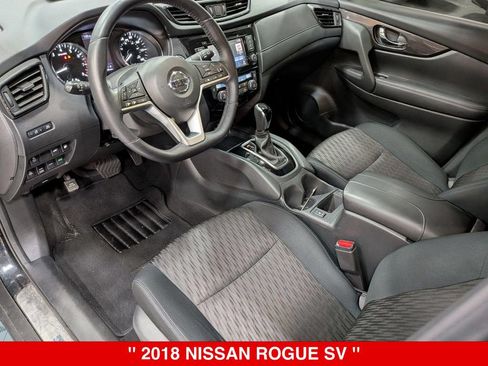 Used 2018 Nissan Rogue SV w/ Premium Package AWD/4WD image 11