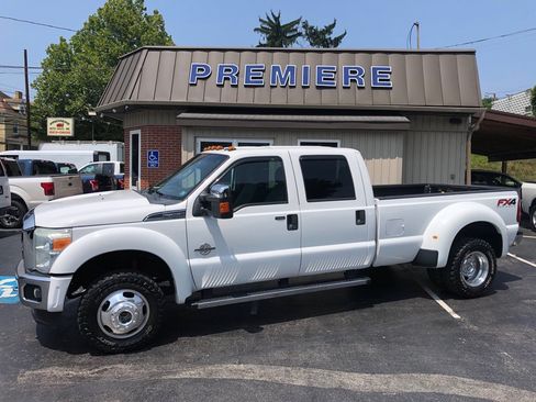 Used 2016 Ford F350 XLT w/ XLT Premium Package AWD/4WD image 2