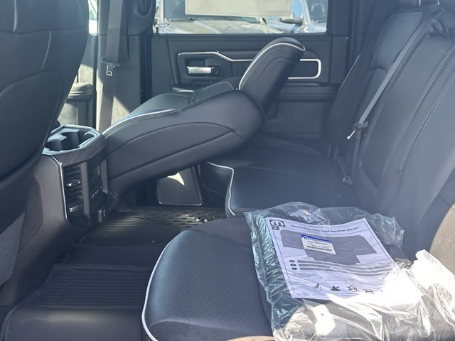 New 2026 RAM 3500 Laramie AWD/4WD image 19