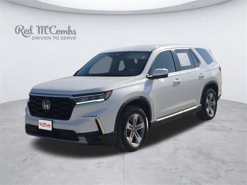 Used 2025 Honda Pilot EX-L image 1
