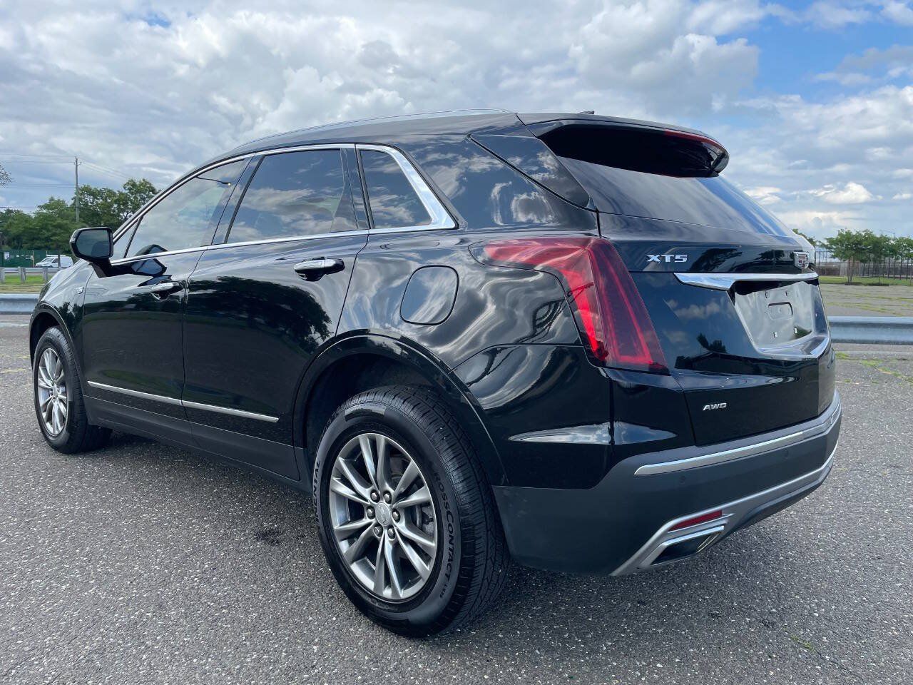 Used 2022 Cadillac XT5 Premium Luxury AWD/4WD image 9
