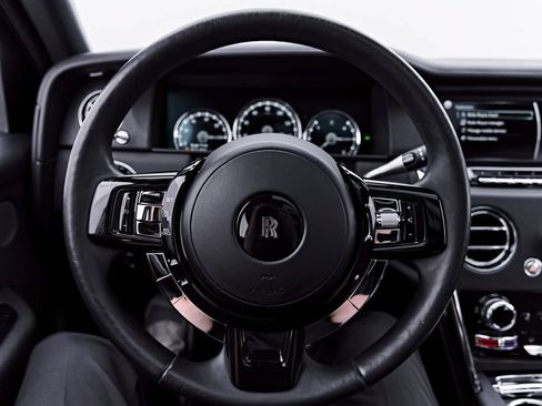 Used 2020 Rolls-Royce Cullinan AWD/4WD image 65