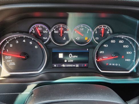 Used 2020 Chevrolet Silverado 1500 LTZ w/ LTZ Premium Package AWD/4WD image 18