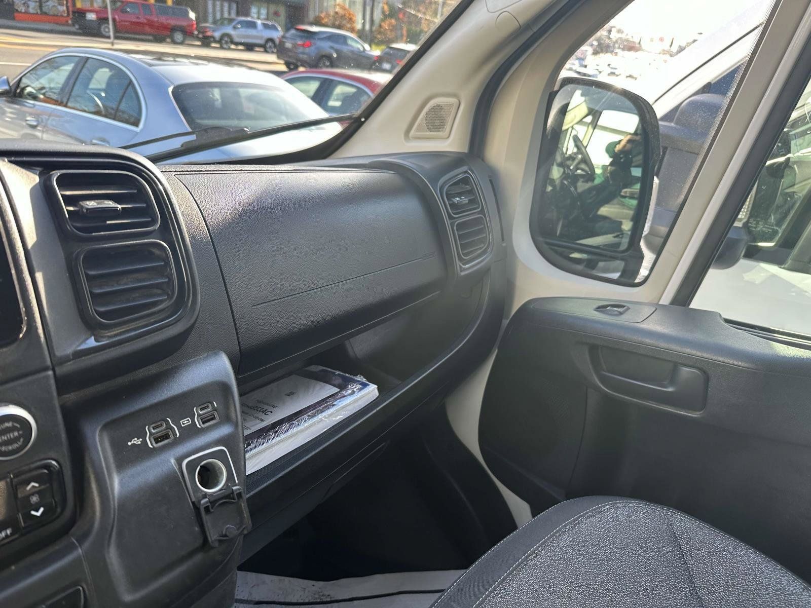 Used 2022 RAM ProMaster 2500 FWD image 19