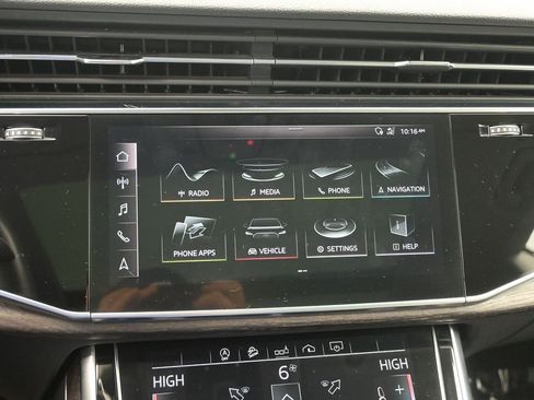 Used 2019 Audi Q8 Premium w/ Towing Package image 16