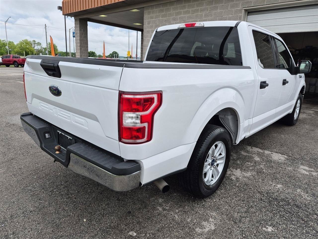 Used 2020 Ford F150 XLT RWD image 3