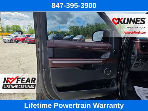 Certified 2024 Ford Expedition Limited AWD/4WD image 18