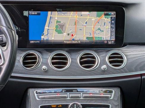 Certified 2019 Mercedes-Benz E 300 image 10