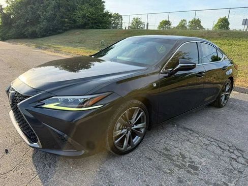 Used 2019 Lexus ES 350 F Sport FWD image 2