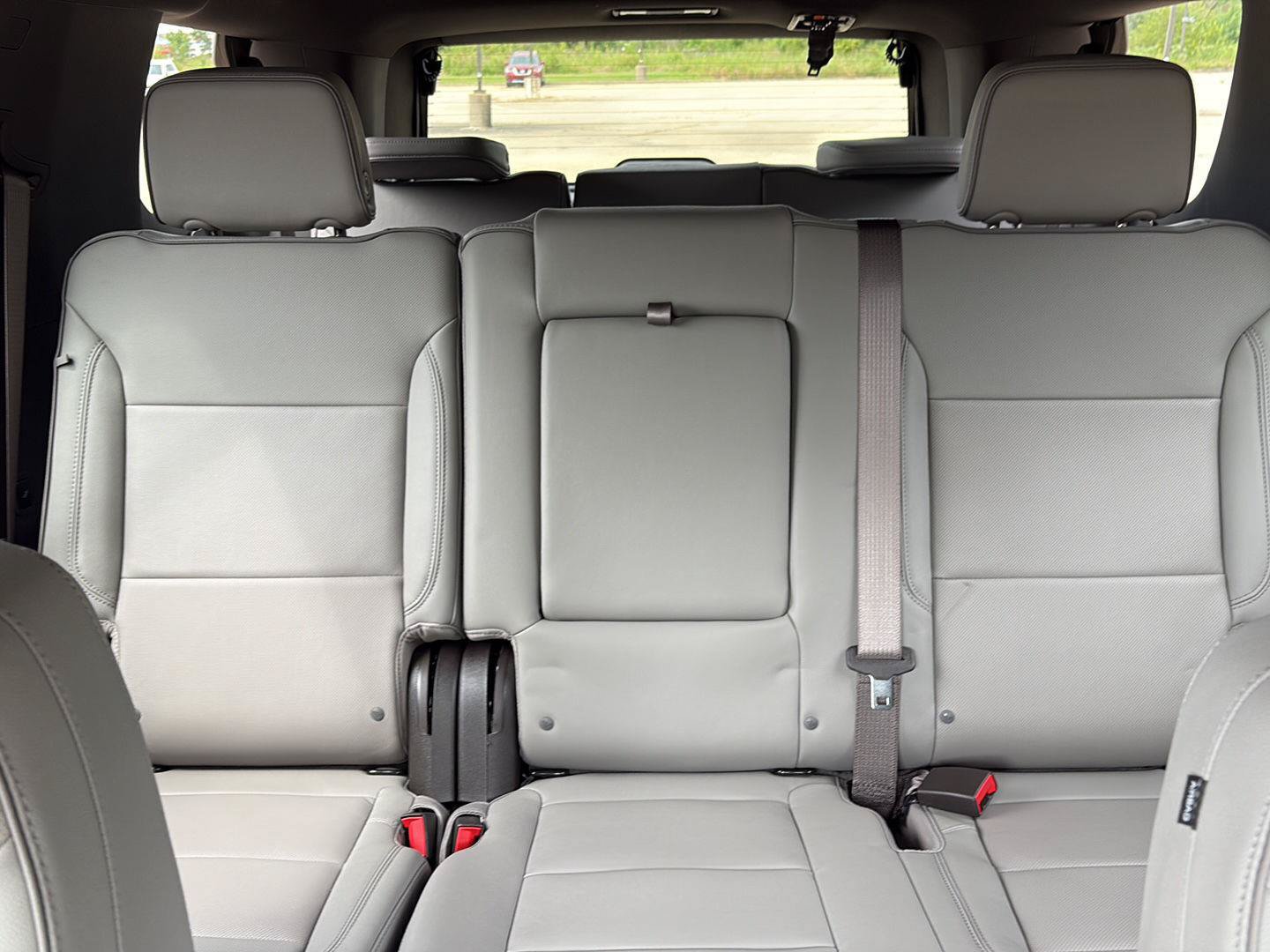New 2026 GMC Yukon Elevation AWD/4WD image 4