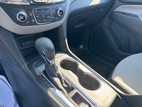 Used 2022 Chevrolet Equinox LT image 20
