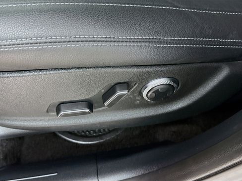 Used 2025 Genesis GV70 2.5T image 24