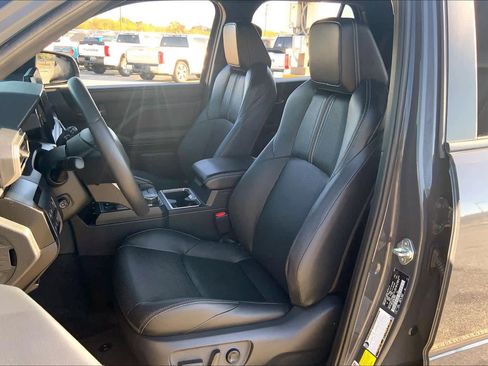 Certified 2025 Toyota 4Runner Limited image 7