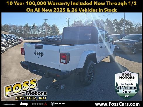 New 2026 Jeep Gladiator Sport image 7