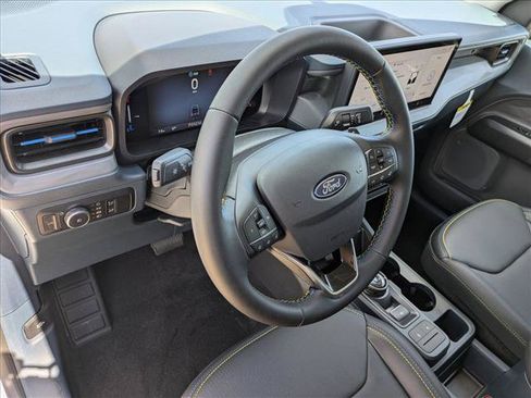 New 2025 Ford Maverick Lobo AWD/4WD image 9