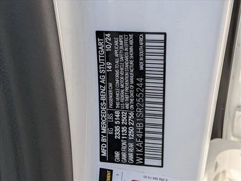 Certified 2025 Mercedes-Benz C 300 4MATIC Sedan image 25