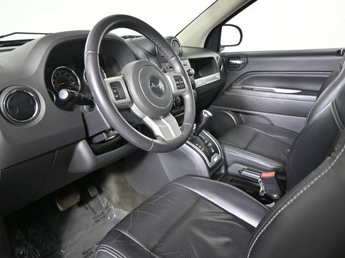 Used 2017 Jeep Compass High Altitude AWD/4WD image 22