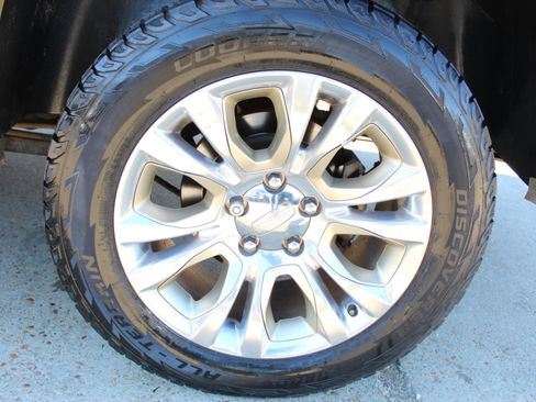 Used 2015 RAM 1500 Laramie Longhorn w/ Convenience Group image 36