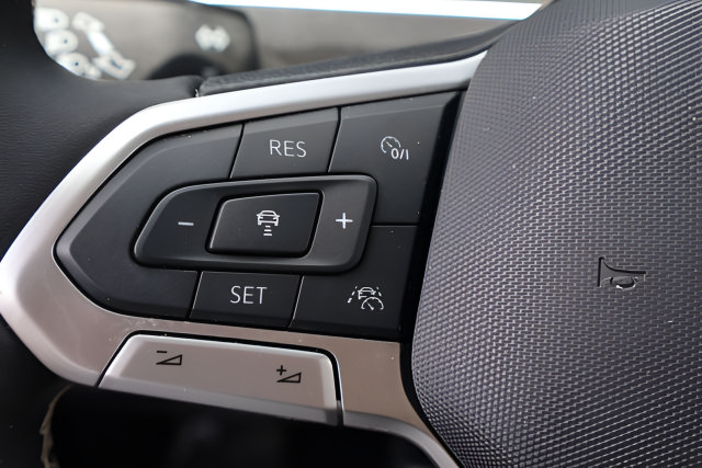 Certified 2025 Volkswagen Tiguan S AWD/4WD image 22