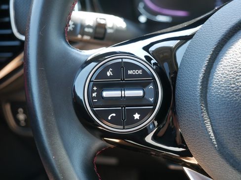 Certified 2023 Kia Soul GT-Line w/ GT-Line Technology Package FWD image 31