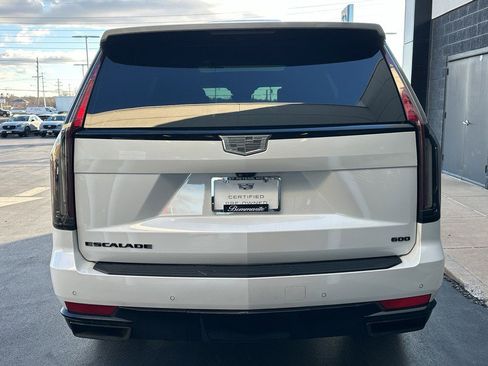 Used 2021 Cadillac Escalade Sport Platinum w/ Heavy-Duty Trailer Package image 3